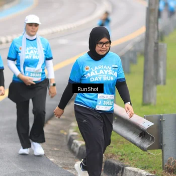 Runner Photo 7030809