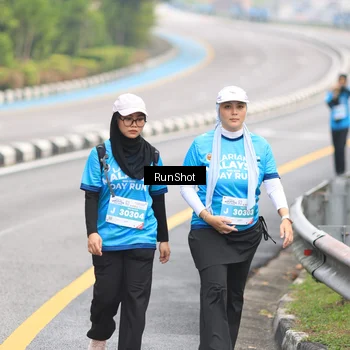 Runner Photo 7030810