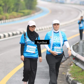 Runner Photo 7030811