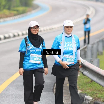 Runner Photo 7030821
