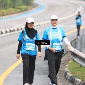Runner Photo 7030827