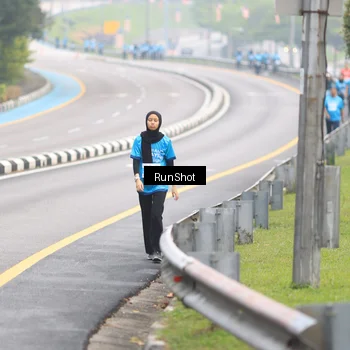 Runner Photo 7030829