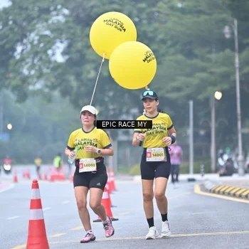 Runner Photo 7030843