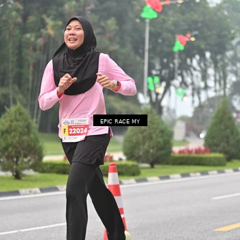 Runner Photo 7030853