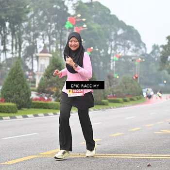 Runner Photo 7030862