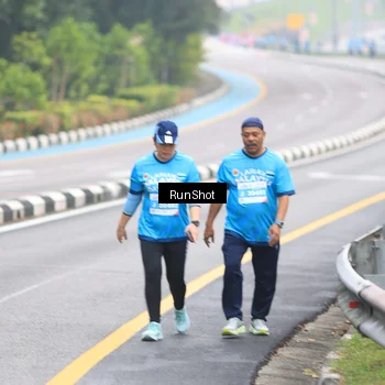 Runner Photo 7030868