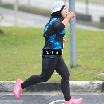 Runner Photo 7030873