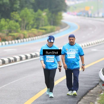 Runner Photo 7030878