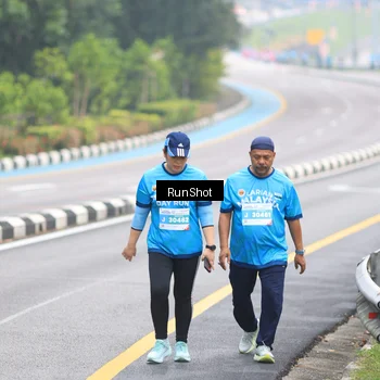 Runner Photo 7030881