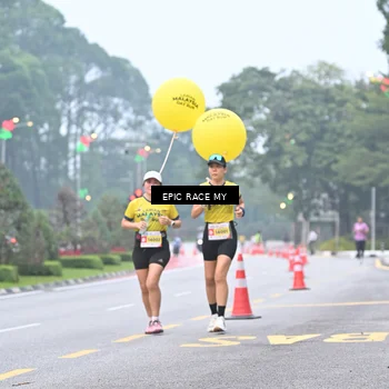 Runner Photo 7030883