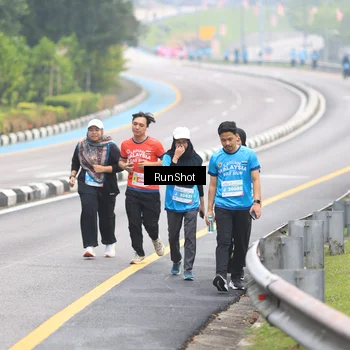 Runner Photo 7030884