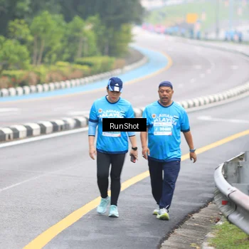 Runner Photo 7030885