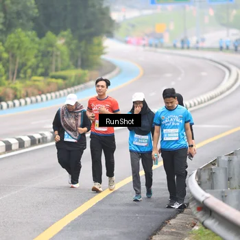 Runner Photo 7030895