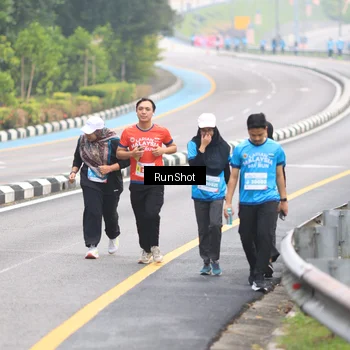 Runner Photo 7030897