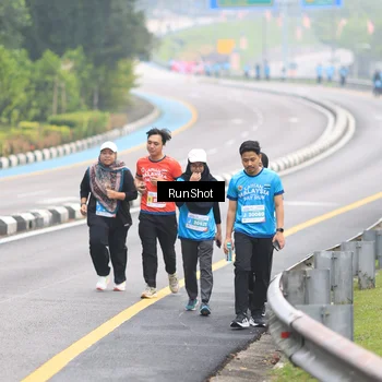 Runner Photo 7030902
