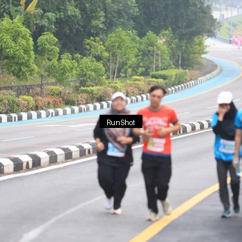 Runner Photo 7030908
