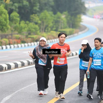 Runner Photo 7030916