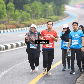 Runner Photo 7030919
