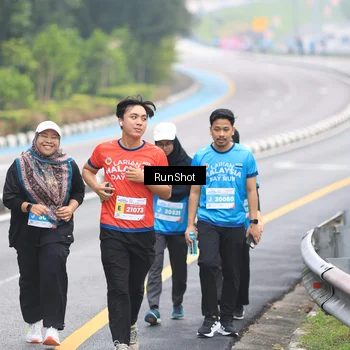 Runner Photo 7030924