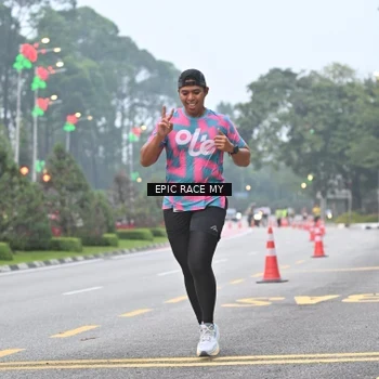 Runner Photo 7030934