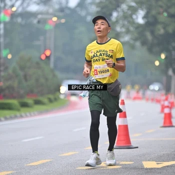 Runner Photo 7030950