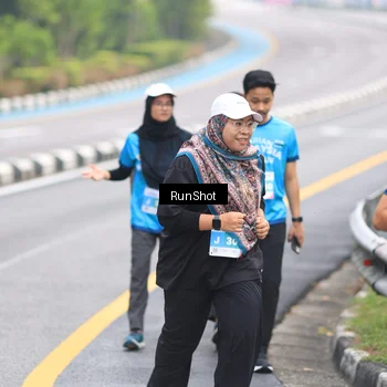 Runner Photo 7030952