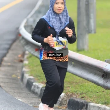 Runner Photo 7030953