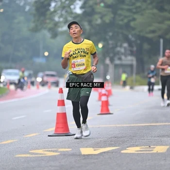 Runner Photo 7030956