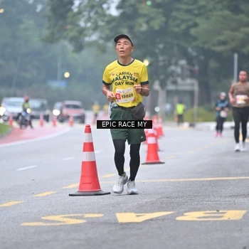 Runner Photo 7030961