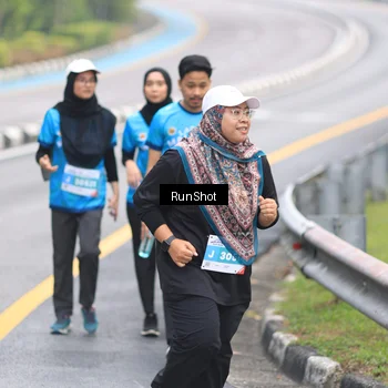 Runner Photo 7030962