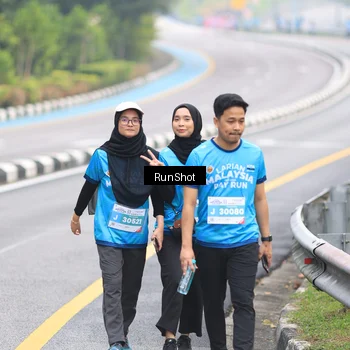Runner Photo 7030972