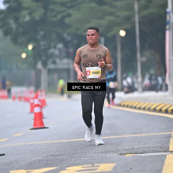 Runner Photo 7030975