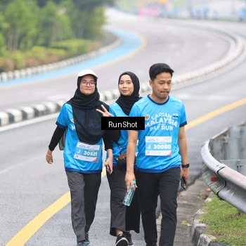 Runner Photo 7030976
