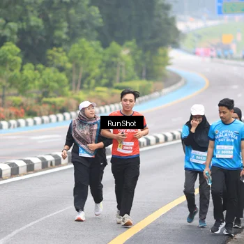 Runner Photo 7030983