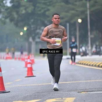 Runner Photo 7030986