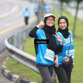 Runner Photo 7030987