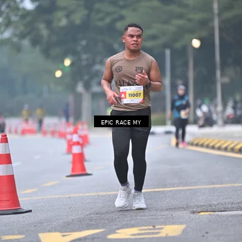 Runner Photo 7030995