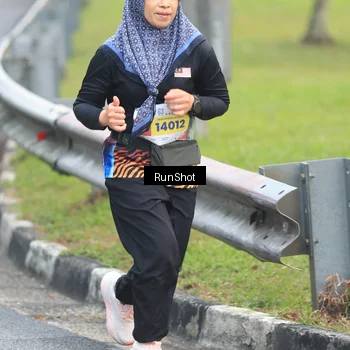 Runner Photo 7031007