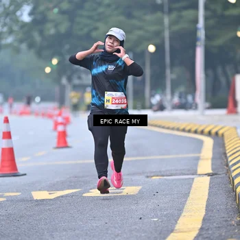 Runner Photo 7031017