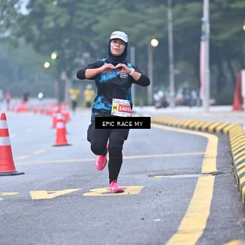 Runner Photo 7031018