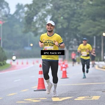 Runner Photo 7031033