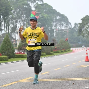 Runner Photo 7031080