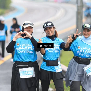Runner Photo 7031081