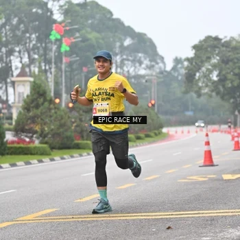 Runner Photo 7031082