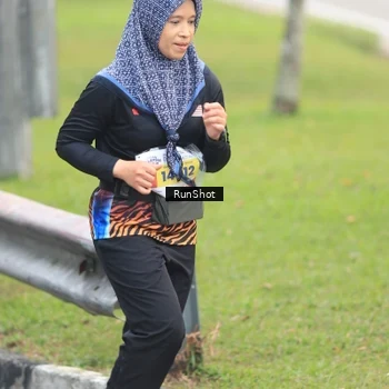 Runner Photo 7031083