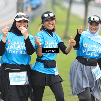 Runner Photo 7031094