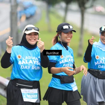 Runner Photo 7031101