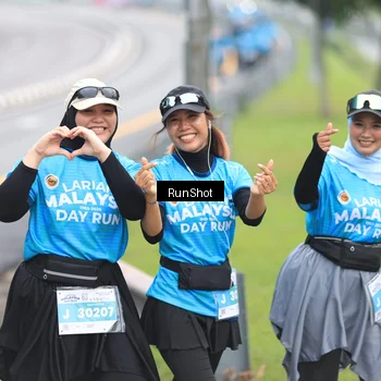 Runner Photo 7031106