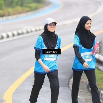 Runner Photo 7031123