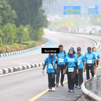 Runner Photo 7031147
